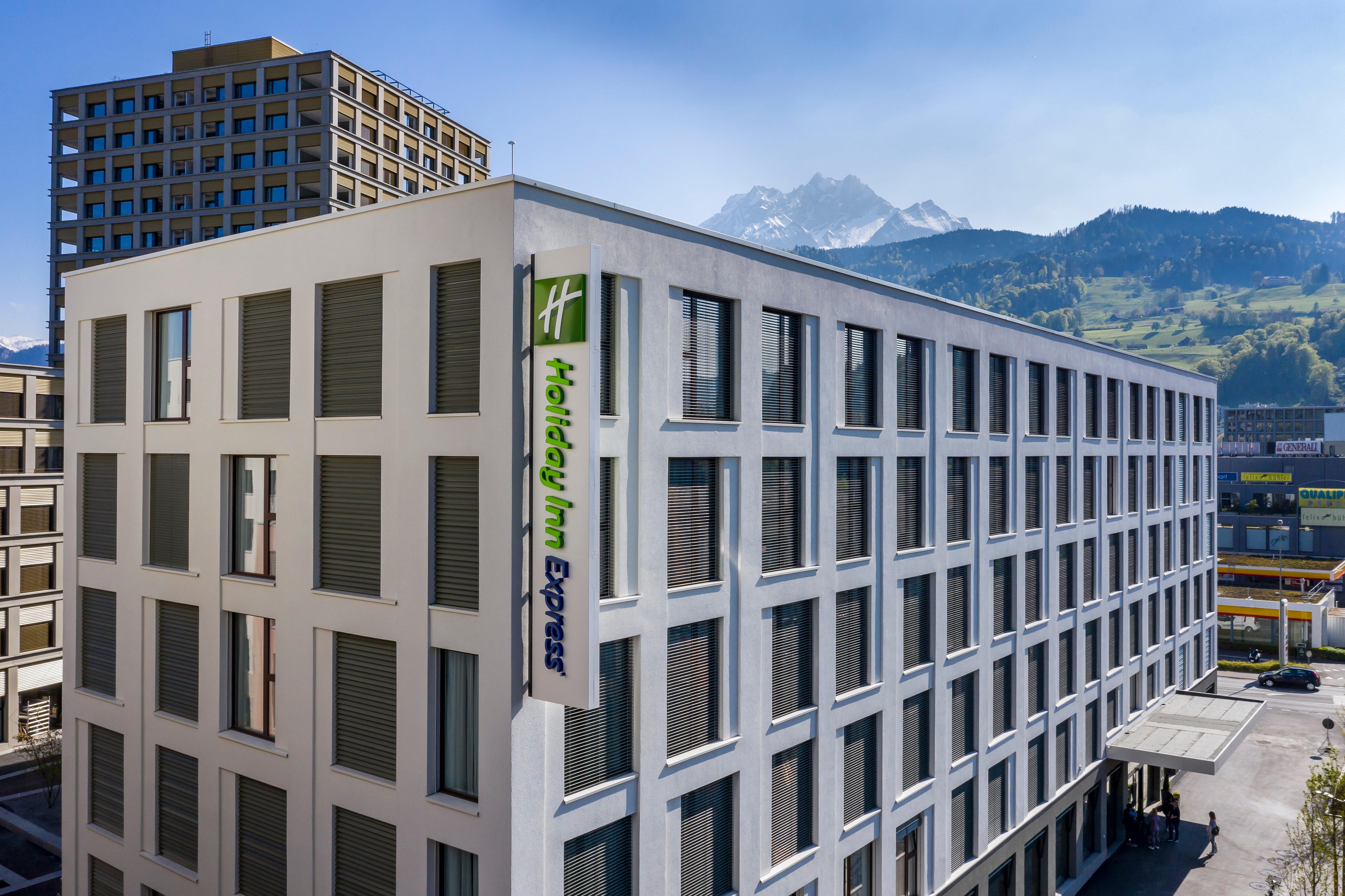 Holiday Inn Express - Luzern - Kriens, An Ihg Hotel Exterior photo